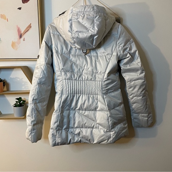 Obermeyer Women’s Winter Jacket size 4 - Picture 2 of 6